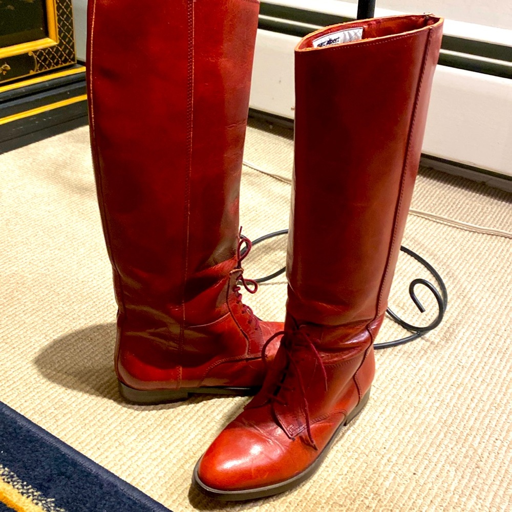 Lace up leather flaps boot made a Italy size 5 1/2
